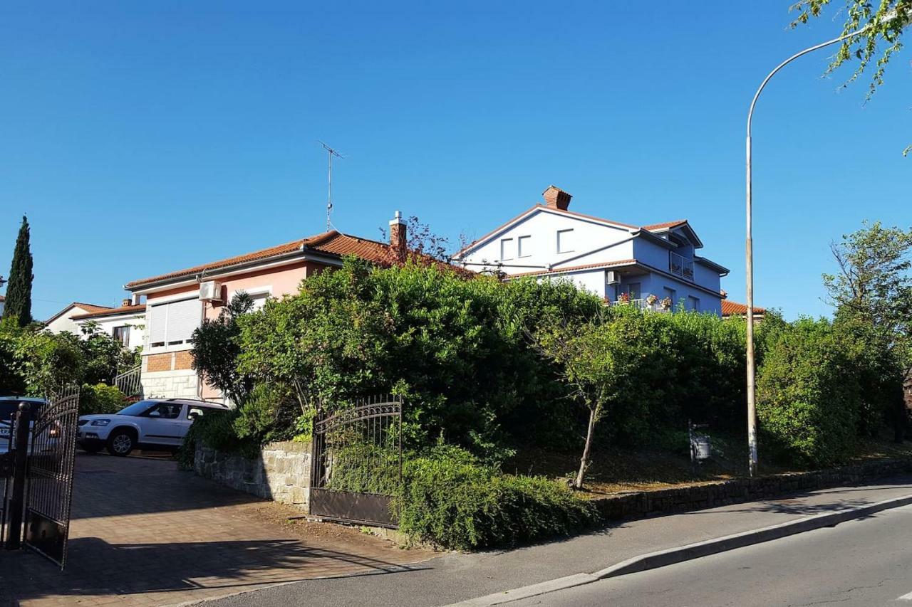 Mila Vila - Charming Apartment Near The Sea Izola Exterior photo